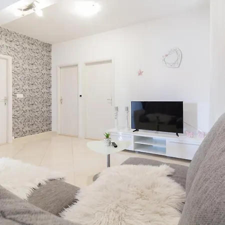 Beautiful Petra For Complet Relaxing In Privlaka, Zadar Appartamento *