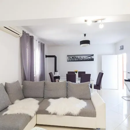 Appartamento Beautiful Petra For Complet Relaxing In Privlaka, Zadar