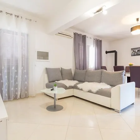 Beautiful Petra For Complet Relaxing In Privlaka, Zadar * Privlaka (Zadar)